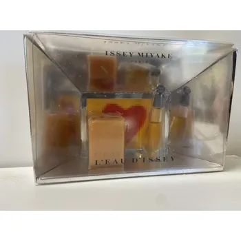 Nestandardní parfém Issey Miyake Issey Miyake L´Eau D´Issey for Woman, Toaletní voda 3ml + Vonná sviečka 38g Pre ženy Toaletní voda