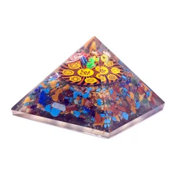 Orgonitová pyramida Om, čakrová