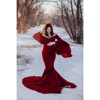 Dámské šaty Dlouhé šaty na těhotenské focení s vlečkou a odhalenými rameny Barva: Vínová, Velikost: M