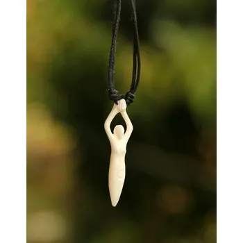 Přívěsek Kostěný přívěsek "Bohyně"