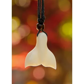 Přívěsek Kostěný přívěsek "Ploutev"