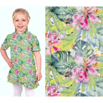 Mušelín v bílé barvě s digitálním potiskem tropických květin a listů 21542/050