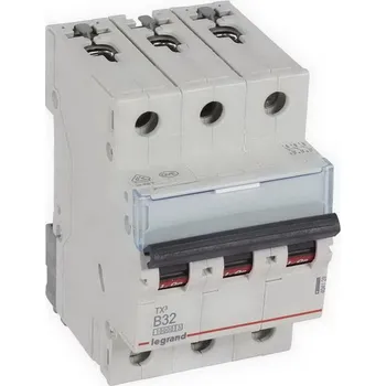 Jistič TX3 JISTIČ, 3 PÓLOVÝ, CHAR. B, 32A 10000A LEGRAND 404129