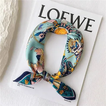 Šátek Hedvábný šátek světle tyrkysový 53x53 cm v dárkovém balení, HEDVÁBNÝ SVĚT