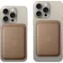 Apple FineWoven Wallet MagSafe peněženka Taupe