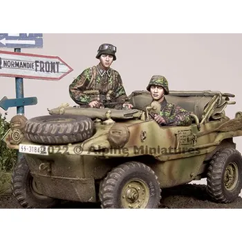 Plastikový model Alpine Miniatures 1/35 WSS Schwimmwagen Crew Set (2 figures)