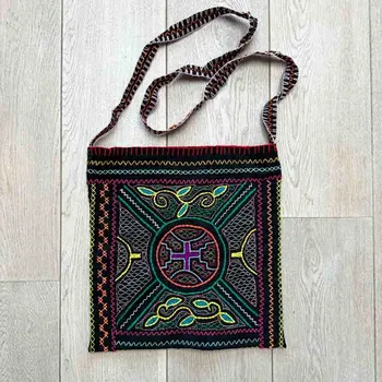 Shipibo vyšívaná taška přes rameno - Mundo Marirí