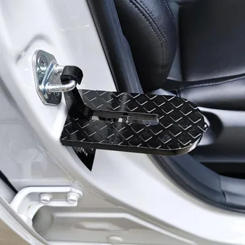 SKLÁDACÍ SCHŮDEK DO AUTA NA ZÁPADKU DVEŘÍ (Tento praktický nášlap vám usnadní připevnění nákladu na střechu vašeho auta. Jednoduše zaháknete za západku dveří)