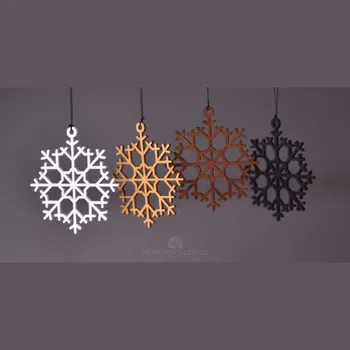 Vánoční ozdoba WoodenPuzzle.cz Dřevěná ozdoba - Vločka složitá Barva: Bílá