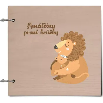 Fotokniha Dřevěné album se sponami První krůčky se jménem - lvíčci