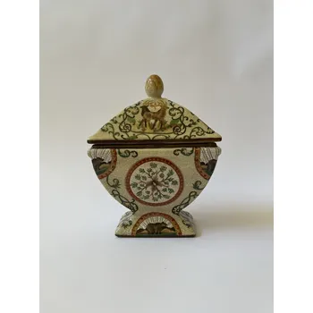 PORCELÁNOVÁ DÓZA S VÍKEM - DEKOROVANÁ