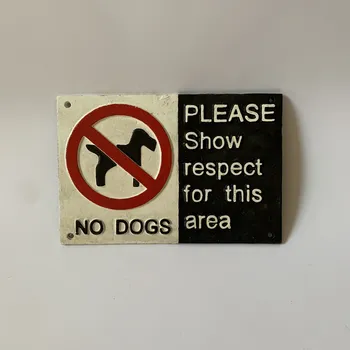 Domovní cedule NO DOGS - LITINOVÁ CEDULE