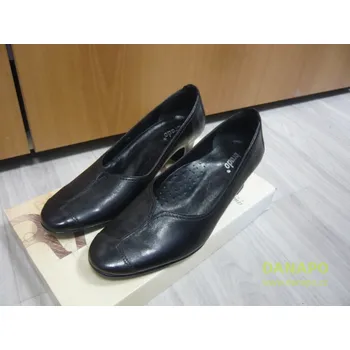 Dámské lodičky DANAPO Dámské kožené lodičky obuv Brado černé Velikost: 41