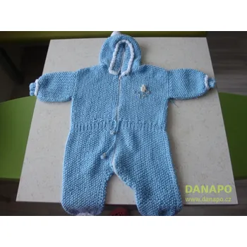 Kojenecký overall DANAPO Dětské zboží - Pletený modrý overal s kapucí