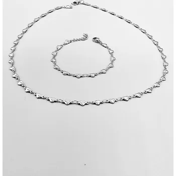 Náramek Ocelový náramek ze srdíček