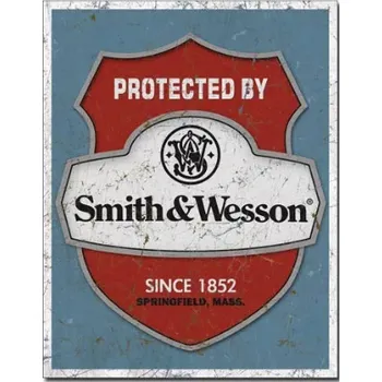 Plechová cedule D.E. metal signs PLECHOVÁ CEDULE SMITH & WESSON - PROTECTED 40 cm x 32 cm
