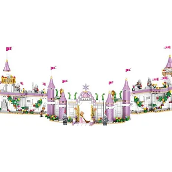 PRINCEZNIN WINDSORSKÝ ZÁMEK - VSTUPNÍ BRÁNA A HRADNÍ VĚŽ PRAVÁ A HRADNÍ VĚŽ LEVÁ