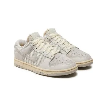 Dámská obuv Nike Sneakersy Dunk Low HF4297 001 Bílá 36_5