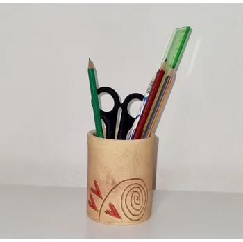 Psací podložka Keramický tužkovník se srdíčky