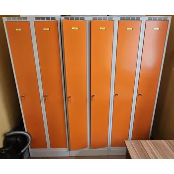 Šatní skříň 4 ks Kovová šatní skříň 2-dvéřová, oranžová a šedá, š. 60 cm, na soklu, smontovaná VÝPRODEJ