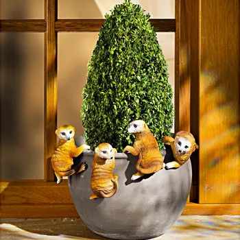 Květináč 3Pagen 4 surikaty na květináč