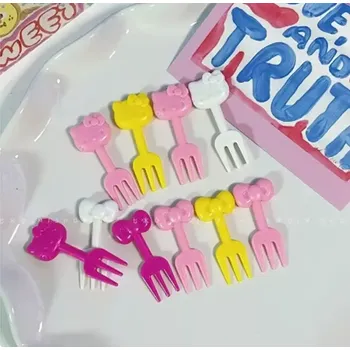 Party dekorace Napichovátka - HELLO KITTY (A) - 10 ks (Značka: JETTING)