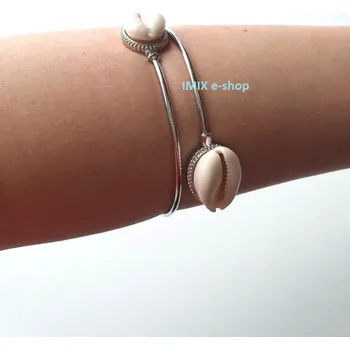 Náramek Náramek s mušlemi na předloktí Stříbrná