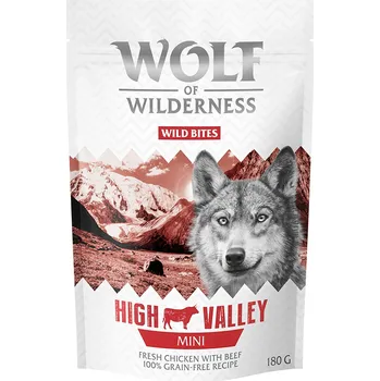Pamlsek pro psa 3x180g Wolf of Wilderness Snack - MINI hovězí a kuřecí (malé kostičky)
