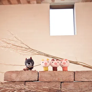 plyšák Lilliputiens set prstových maňásků Tři prasátka