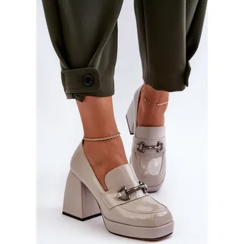 Dámské polobotky Lakované dámské polobotky na podpatku D&A MR38-906 Barva: Stříbrná, Velikost: 41