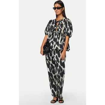 Dámské kalhoty Pieces Kalhoty z materiálu Jade 17155365 Černá Straight Fit XL