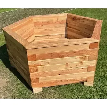 Truhlík Truhlík modřín šestihranný - výška60cm, průměr 140/160cm