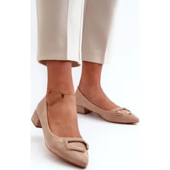Dámské lodičky Lodičky S Nízkým Podpatkem S Ozdobou Z Eko Semiš S.Barski KV27-034 Barva: Béžová, Velikost: 36