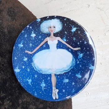 Dekorativní magnet Zuzana Honsová Tančící vločka magnet 56 mm