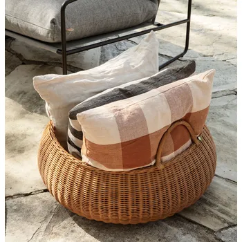 Úložný box ferm LIVING fermLIVING Ratanový úložný koš nízký fermLIVING Braided Basket Low Natural