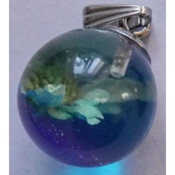 Přívěsek kulička zamrzlý květ