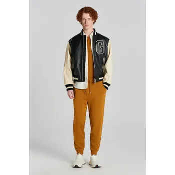 TEPLÁKY GANT REG SHIELD SWEATPANTS WARM BROWN