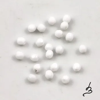 Korálek Bílé korálky 3mm broušené – 60 ks