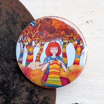 Dekorativní magnet Zuzana Honsová Náruživá pletařka magnet 56 mm