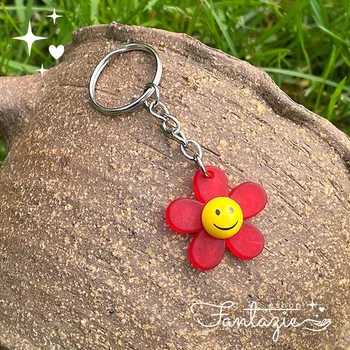 Atelier Fantazie - Přívěsek na klíče - Kytička - Světle zelená