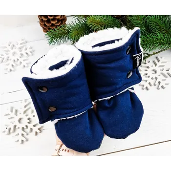 Capáčky Capáčky s beránkem NAVY White VELIKOST: 4 délka stélky: 14cm