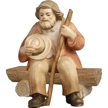 Vánoční dekorace Ornatis Sedící stařík na lavičce Provedení: Přírodní bez malování, Velikost stojících figur dospělých postav: 8 cm Sedící stařík na lavičce