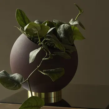 Lampička Květináč AYTM Globe, Ø 30 cm, černá barva, hliník, ocel černá, zlatá - Doprava zdarma