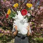 SELETTI Love in Bloom Obří váza, bílá, v 60 cm, sklolaminát - Doprava zdarma