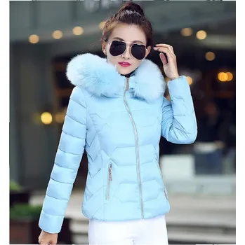 Dámská parka Zimní krátká bunda s kožíškem Barva: Nebeská, Velikost: L