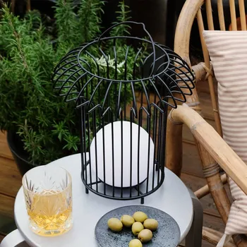 Venkovní osvětlení Dyberg Larsen LED dobíjecí stolní lampa Basket, černá, kovová - Délka kabelu USB 120 cm černá, bílá 1 x 1,5 W LED - Doprava zdarma