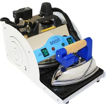 Žehlička žehlička s vyvíječem páry Comel SNAIL 2