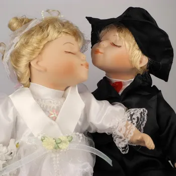 Svatební dekorace Porcelánová panenka svatební pár