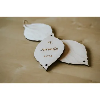 Kalendář MAJADESIGN Dřevěný list k nástěnnému kalendáři narozenin - STROM VELKÝ- VELKÝ S GRAVÍROVÁNÍM