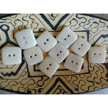 Knoflík Knoflík čtvereček (přírodní)